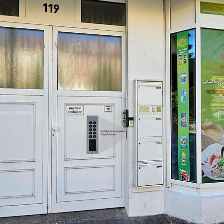 Schoene Ferienwohnung 78M2, 3 Schlafzimmer, 2 Baeder, Zentrumnah, 1Og Erfurt Eksteriør bilde