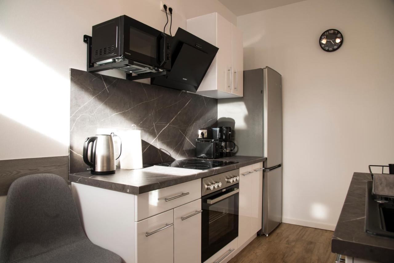 Schoene Ferienwohnung 78M2, 3 Schlafzimmer, 2 Baeder, Zentrumnah, 1Og Erfurt Eksteriør bilde